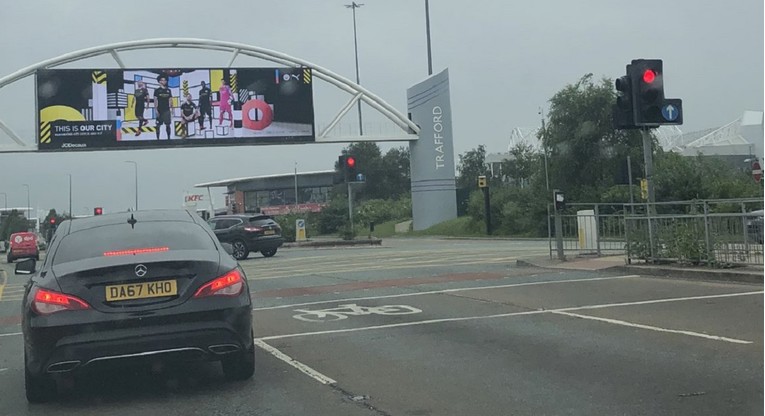 City zakupio reklamu ispred Old Trafforda: "Ovo je naš grad"