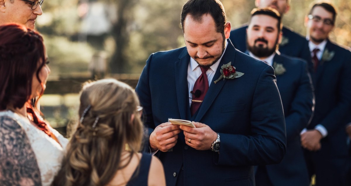 Mladoženja pokćerki napisao zavjete zbog kojih su zaplakali i oni najtvrđeg srca