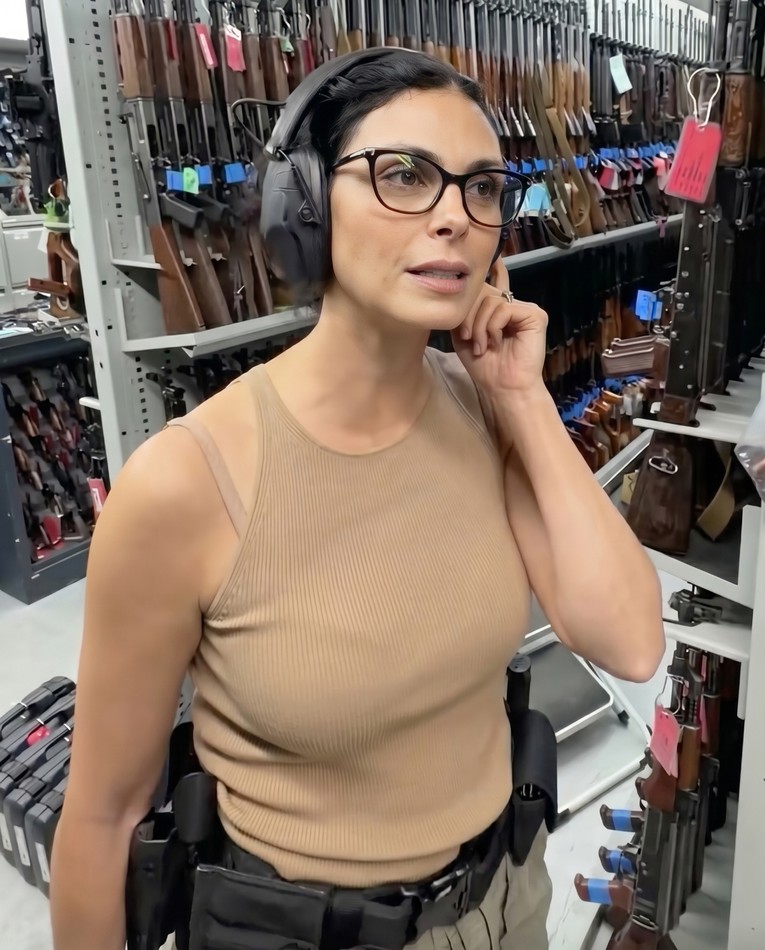 Morena Baccarin otvorila TikTok, obožavatelji odmah potegnuli pitanje iz prošlosti