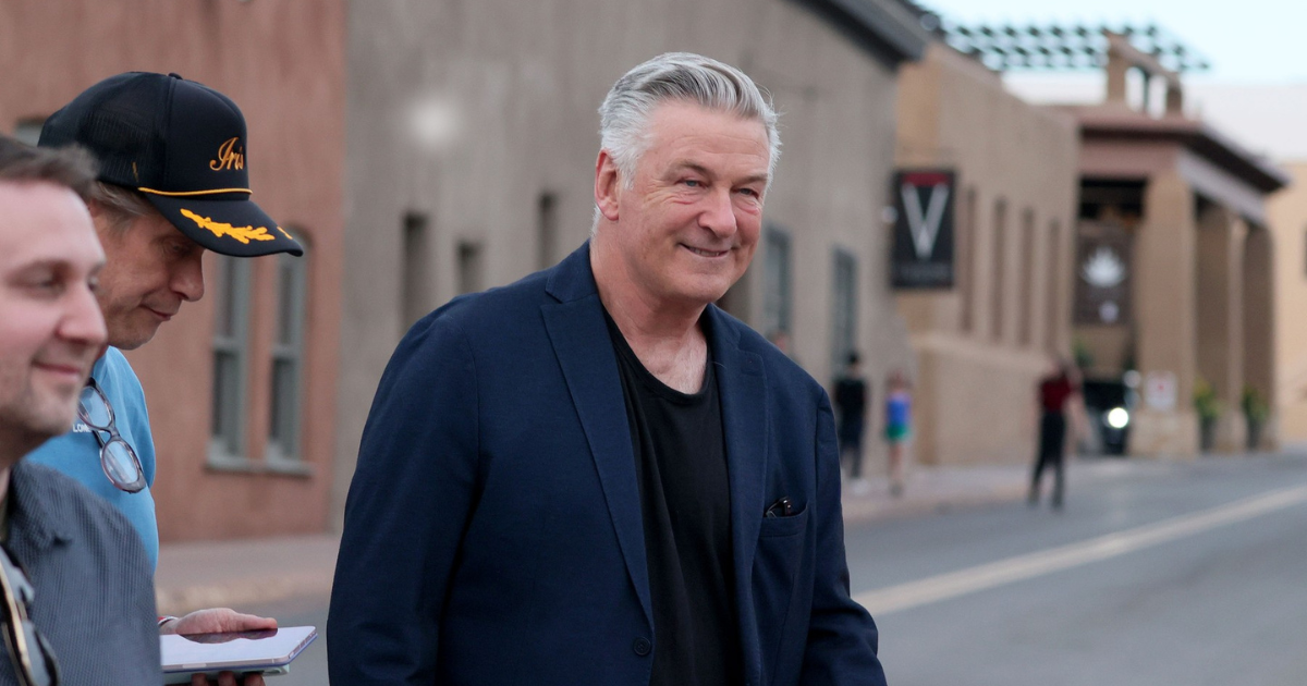 Alec Baldwin prvi se put oglasio nakon osloba&#x111;aju&#x107;e presude. Evo &#x161;to poru&#x10D;uje