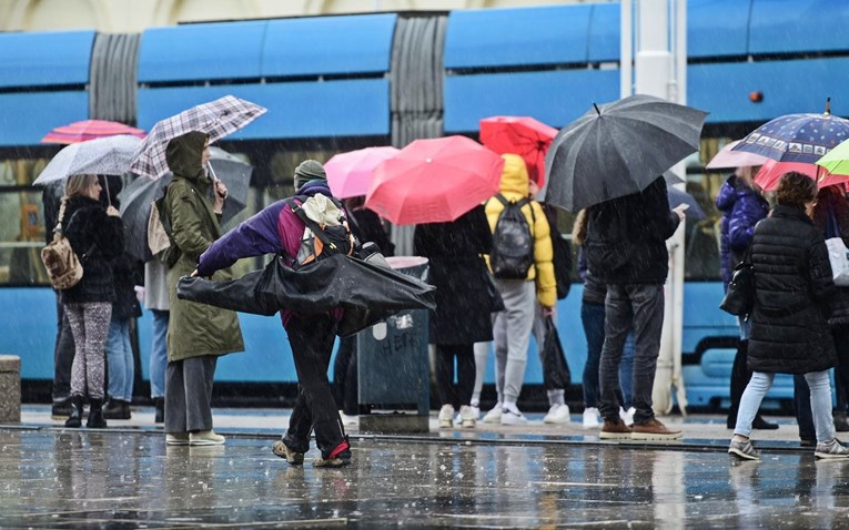 Stigli zahlađenje i kiša. Slijedi još izraženija promjena, izdano posebno upozorenje