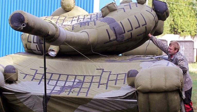 Češka tvrtka koja proizvodi tenkove na napuhavanje: Posao nam cvjeta zbog rata