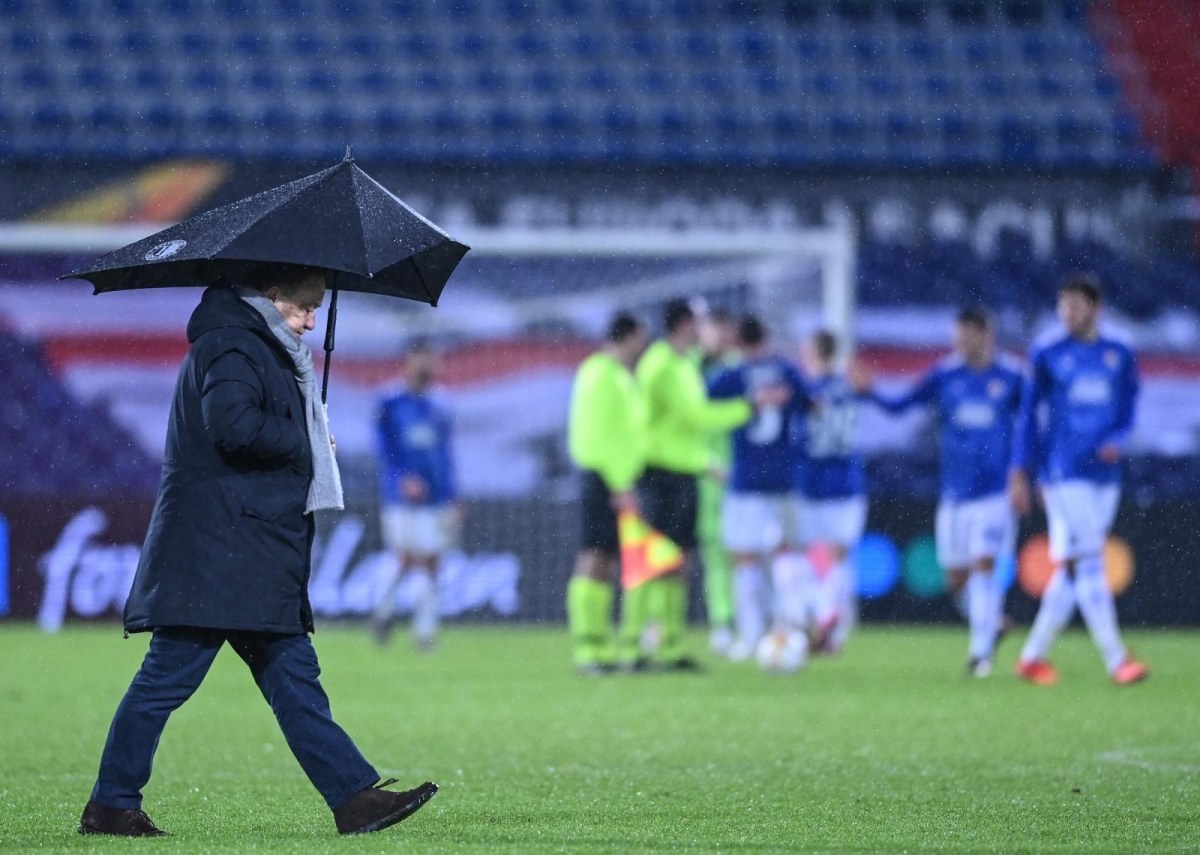 U Feyenoordu bijesni na suca i Dinamove igrače