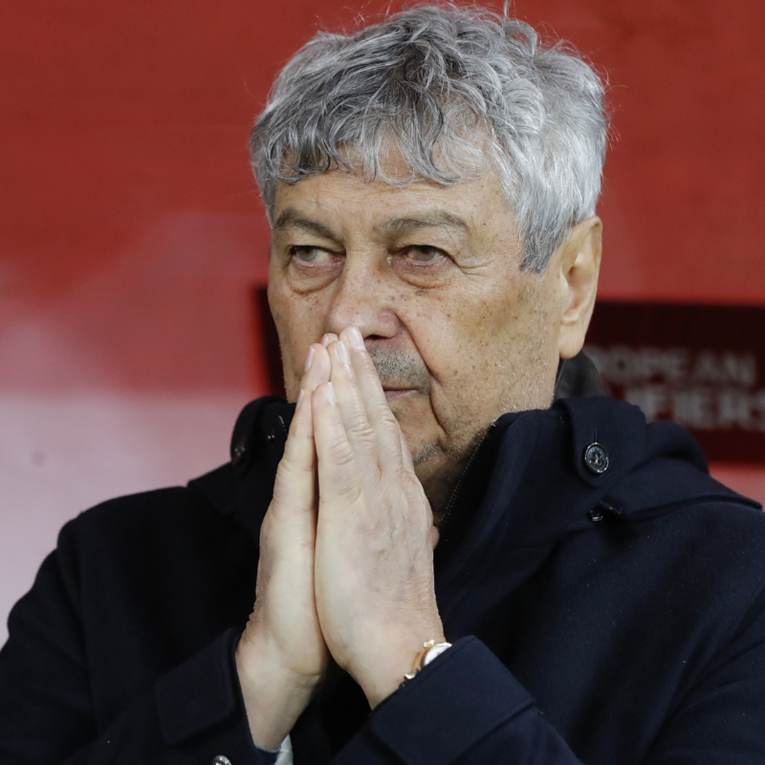 Najstariji izbornik svijeta kolabirao na treningu