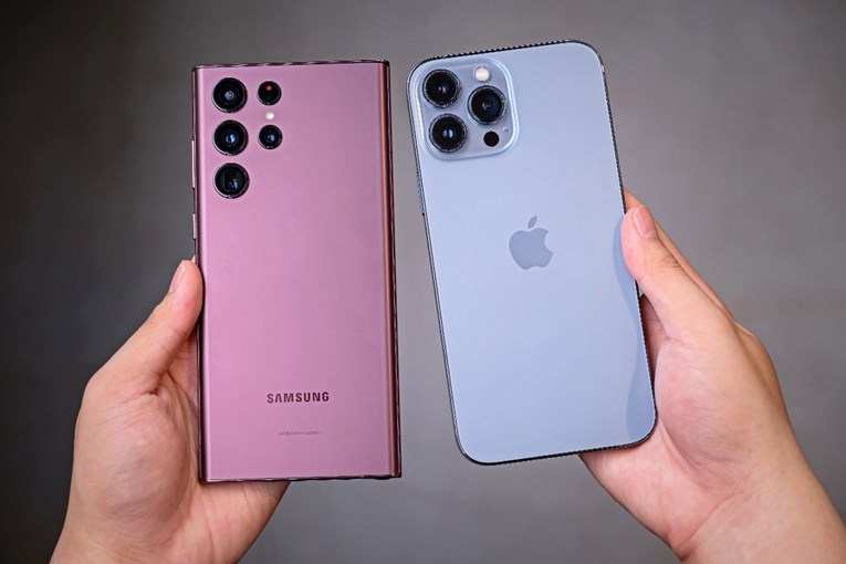 Apple će nadmašiti Samsung po broju isporučenih mobitela. Prvi put u 14 godina