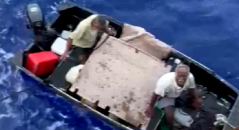 30 dana plutali Pacifikom, pili kišnicu i jeli sirovu ribu. Spasili ih Zadrani