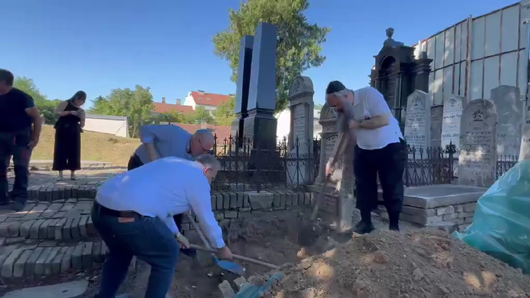Posmrtni ostaci bake i djeda utemeljitelja cionizma prebacuju se iz Beograda u Izrael