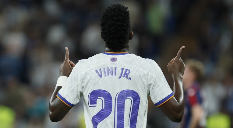 Romano: Vinicius će uskoro dobiti ponudu Reala. Klub ga želi dugoročno vezati