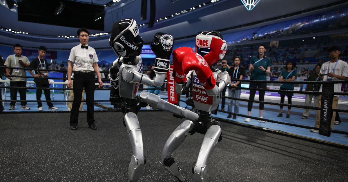 Kineski roboti impresionirali su publiku. Ulagače sad zanima mogu li stvarno raditi