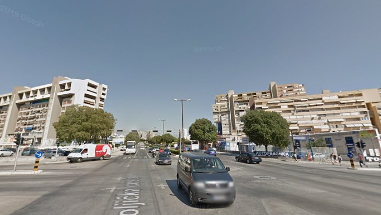 Splitska policija traži očevice prometne nesreće, pješakinja teško ozlijeđena