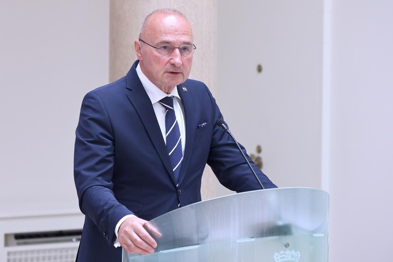 Grlić Radman nakon vandalizma u Međugorju: Mjesto mira jače je od mržnje