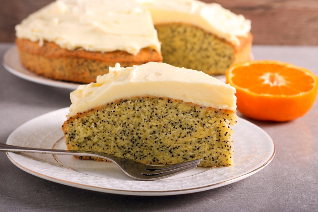 Ako volite mak, ovaj kolač će vas oduševiti (tajna je u kremi)