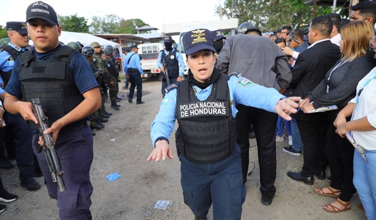 Neredi u ženskom zatvoru u Hondurasu: 41 mrtva. Neke umrle od opeklina, neke upucane