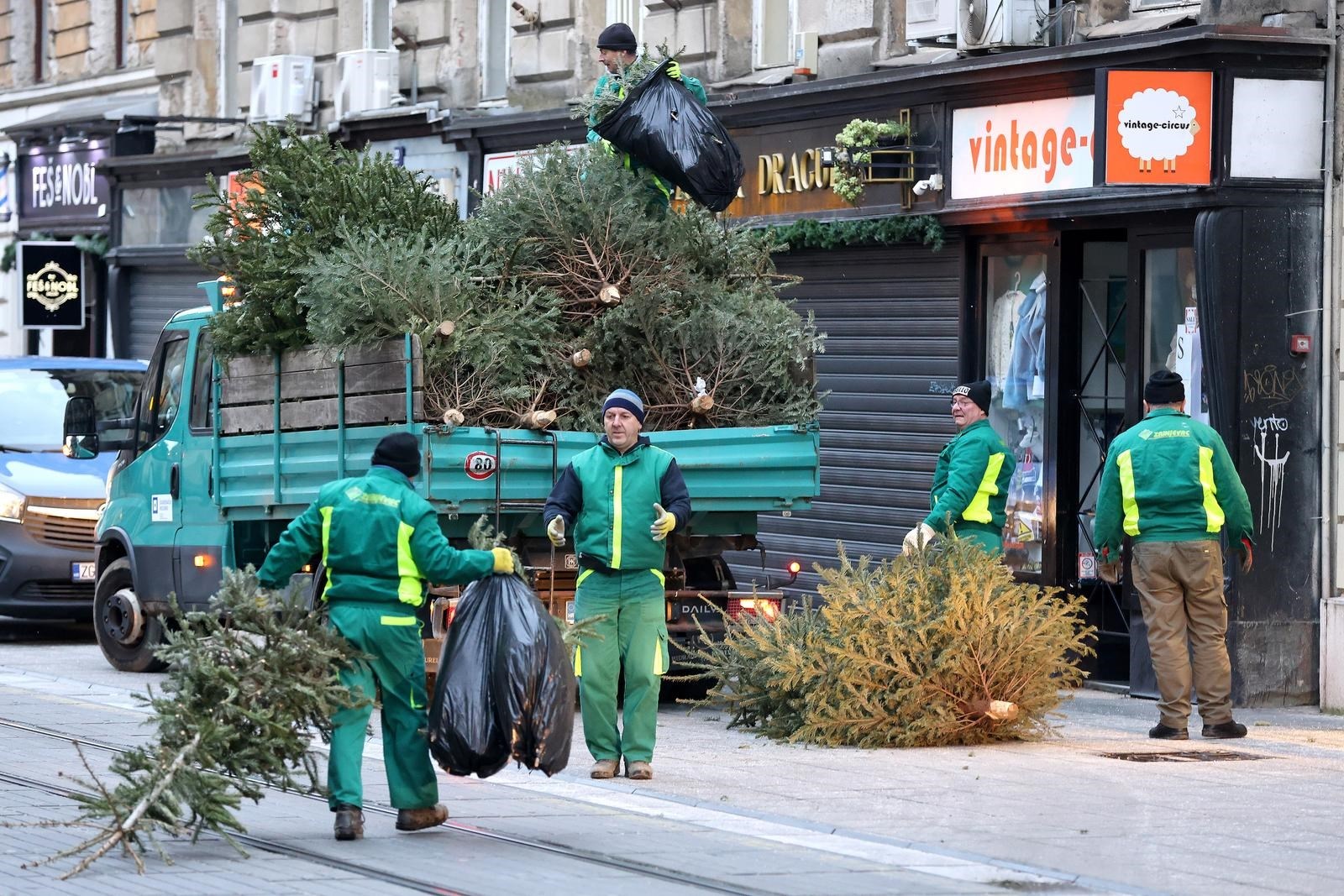 Ako volite blagdane, ove fotke iz Zagreba mogle bi vas poprilično rastužiti