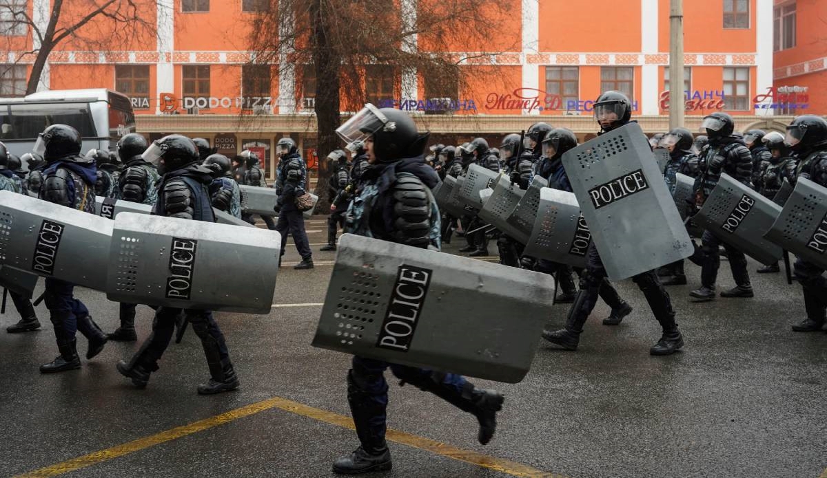 Kazahstan je u kaosu, nasilje sve gore, Rusija šalje vojnike. Kako je do ovoga došlo?