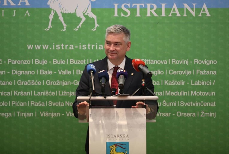 Istarska županija ulaže u dvojezične prometne oznake. "Možemo biti primjer"