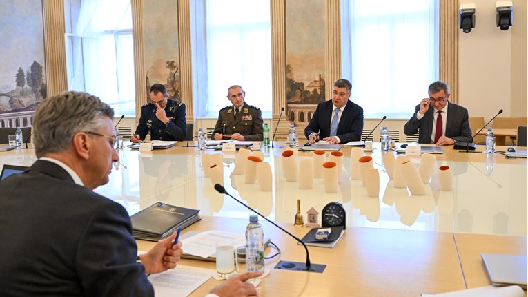 FOTO Milanović i Plenković raspravljali o ratu na Bliskom istoku i jačanju vojske