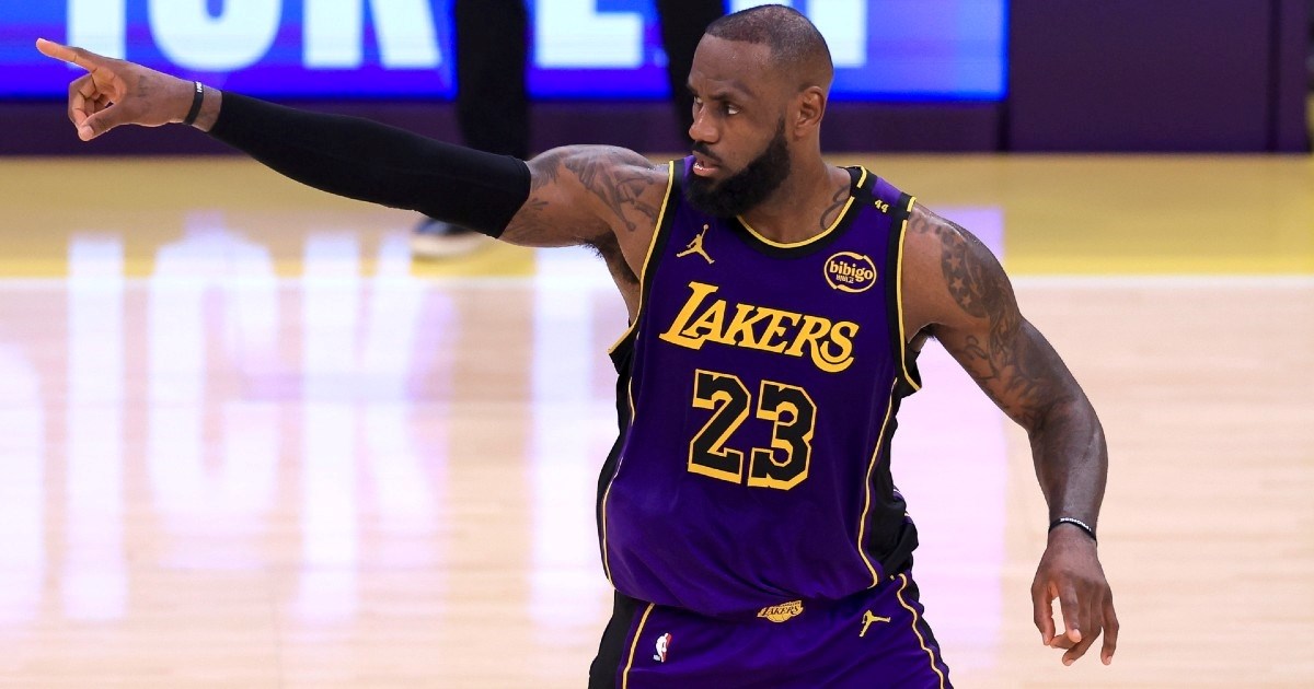 LeBron James ostaje u Lakersima