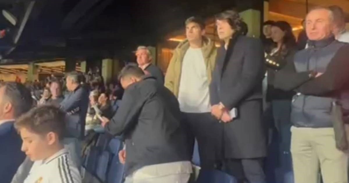 Fotografija iz VIP lože otkriva Ancelottijev idući posao?