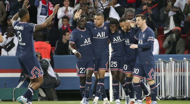 PSG je prvak Francuske. Po broju naslova se izjednačio s najuspješnijim klubom