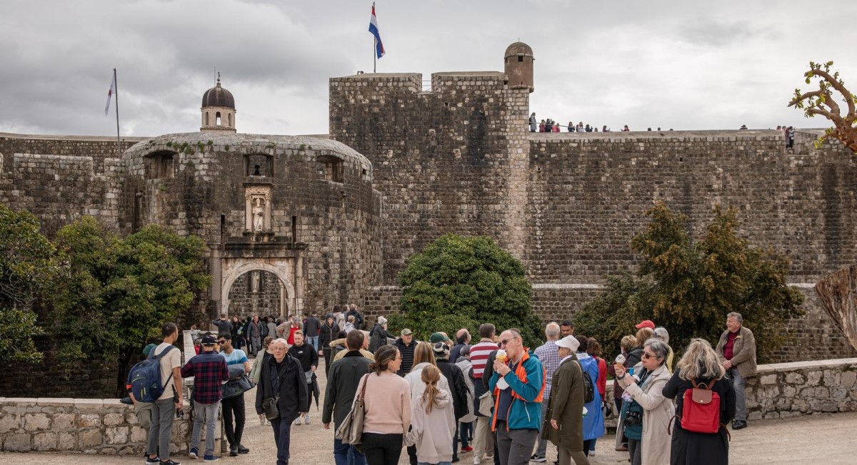 U prva 3 mjeseca promet u turizmu i ugostiteljstvu porastao za 174% u odnosu na lani