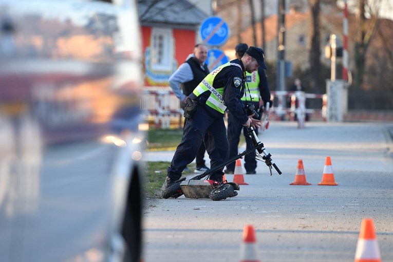 Dva maloljetnika pala s električnog romobila u Istri, teško su ozlijeđeni