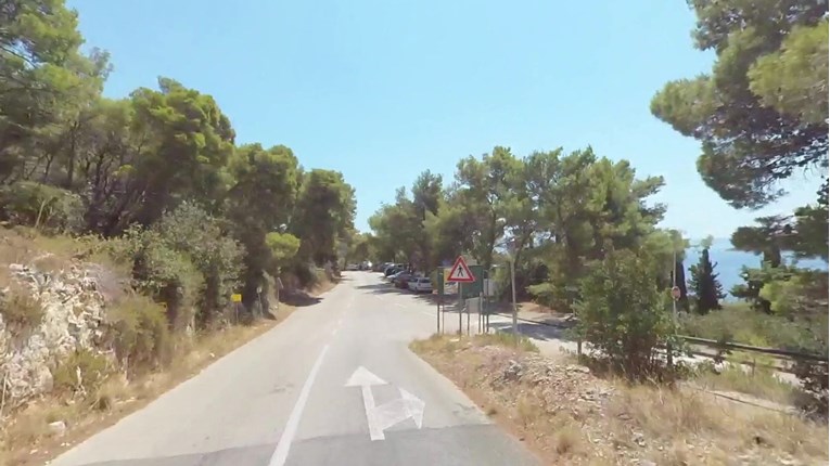 U sudaru dva motocikla na Hvaru poginula jedna osoba, druga je ozlijeđena