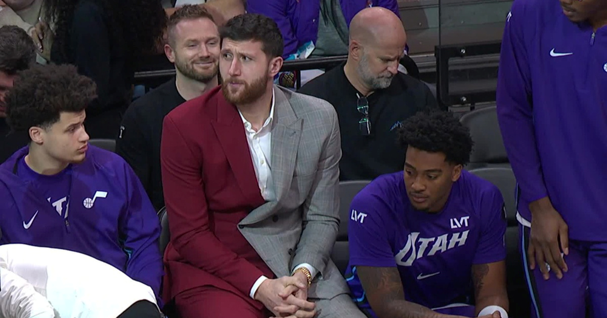 Ovako je Jusuf Nurkić izgledao na klupi Utah Jazza. Klub: "Elitno"