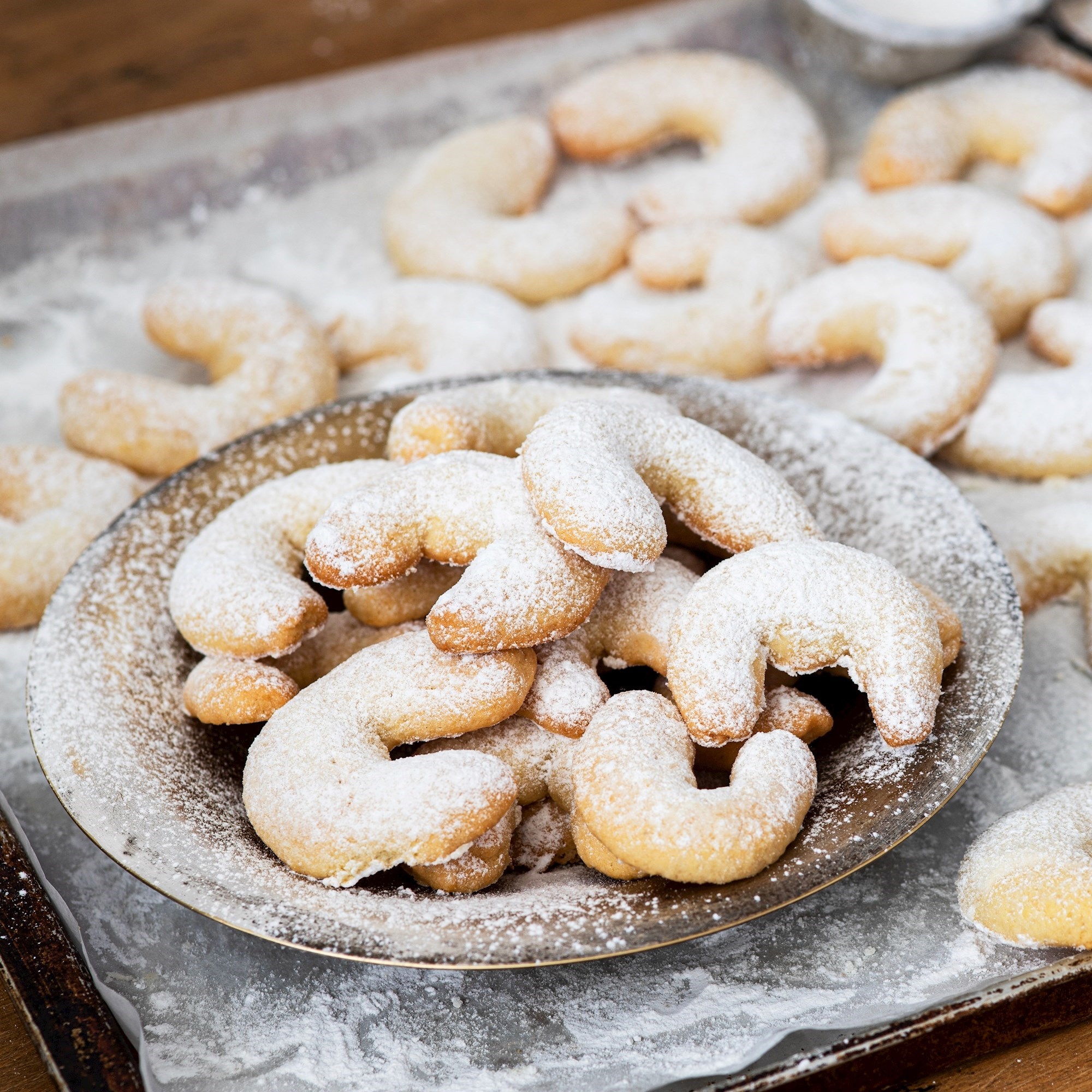 Imamo odličan recept za mirisne bakine vanilin kiflice s orasima od tek par sastojaka