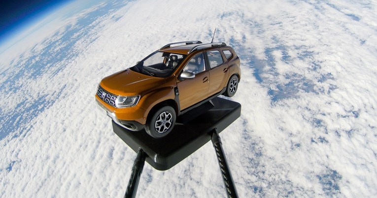 VIDEO Dacia lansira Duster u svemir, uskoro prijenos!