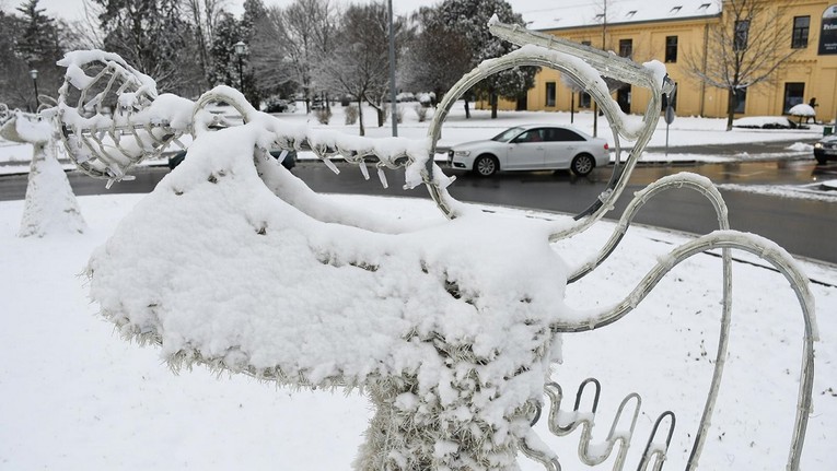Vraća se zima. Stižu osjetno zahlađenje, kiša i snijeg