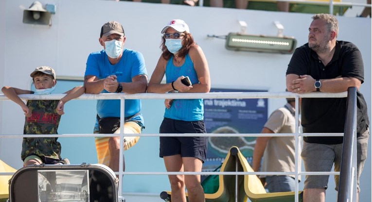 Svjetsko vijeće za turizam i putovanje poziva putnike da nose maske
