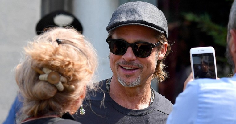 "Flertali su i razmijenili brojeve": Brad Pitt zaveo 21 godinu mlađu glumicu?