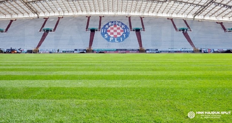 Hajduk dogovorio sastanak s HNS-om oko promjene travnjaka na Poljudu