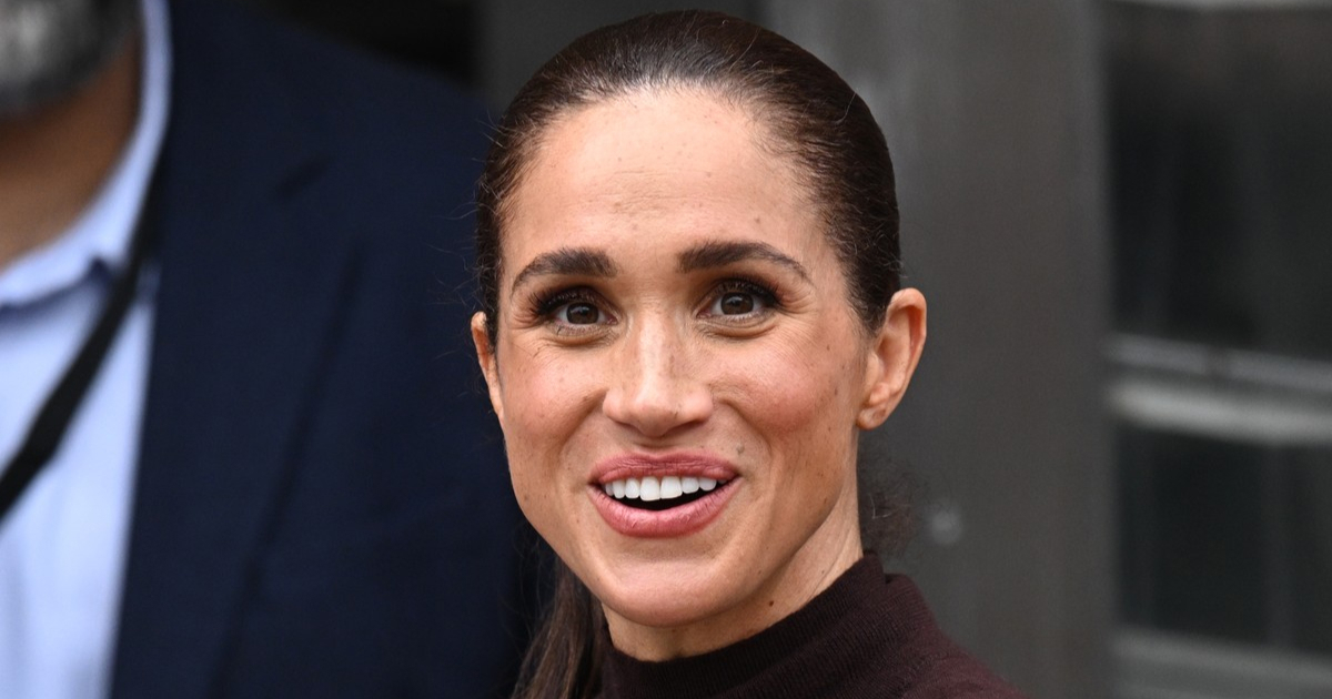 Meghan Markle od glave do pete u hit boji jeseni. Izgleda odlično