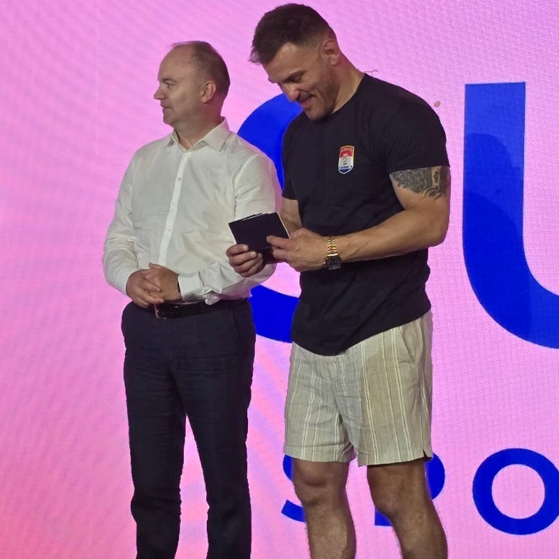 Stipe Miočić dobio hrvatsku putovnicu