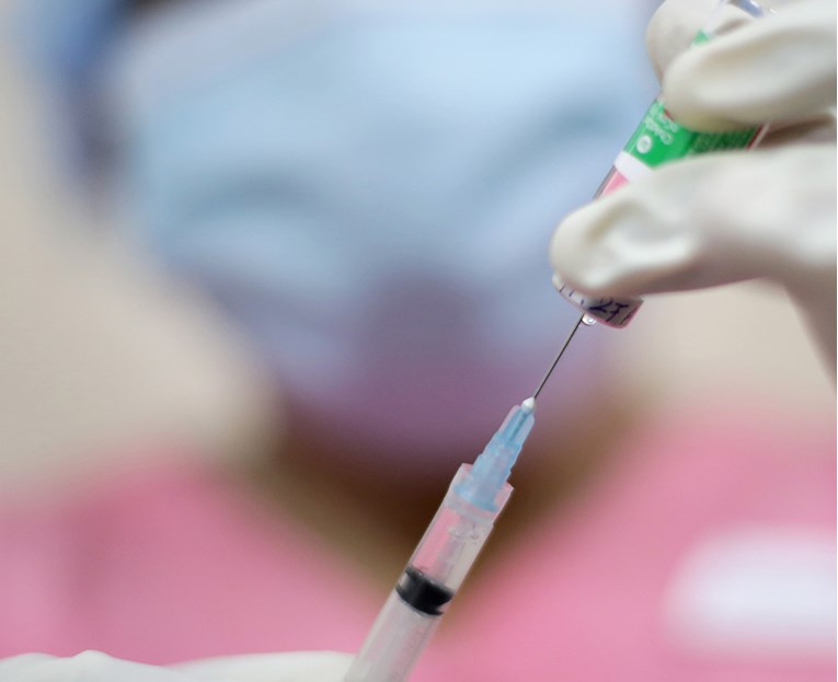 Njemačka prijeti laboratorijima tužbama zbog kašnjenja cjepiva
