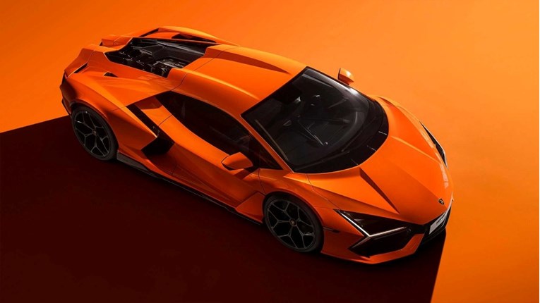 FOTO Ovo je prvi Lamborghini koji može i na struju: Ima 1015 KS i stoji 500.000 eura