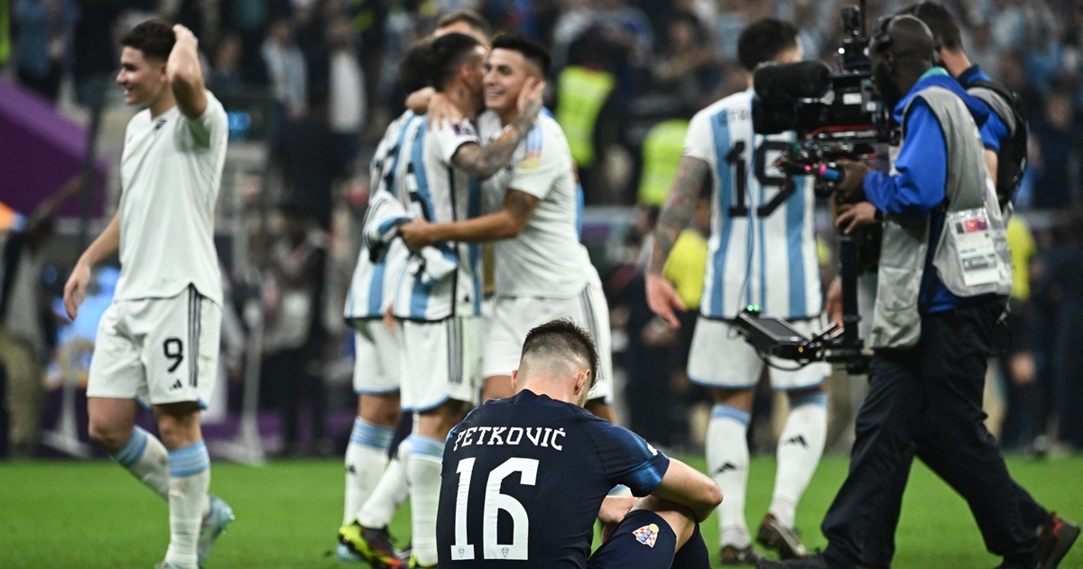 Svi su Argentinci zajedno slavili, samo je jedan došao tješiti hrvatskog igrača