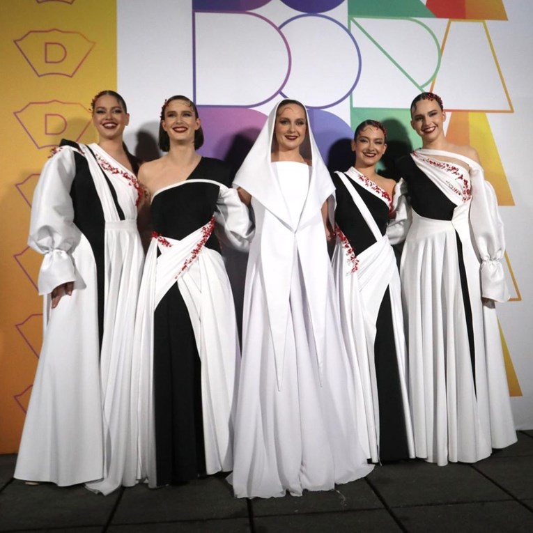 Grupa Lelek objavila pjesmu s Dore na hrvatskom jeziku. Kakva vam je?