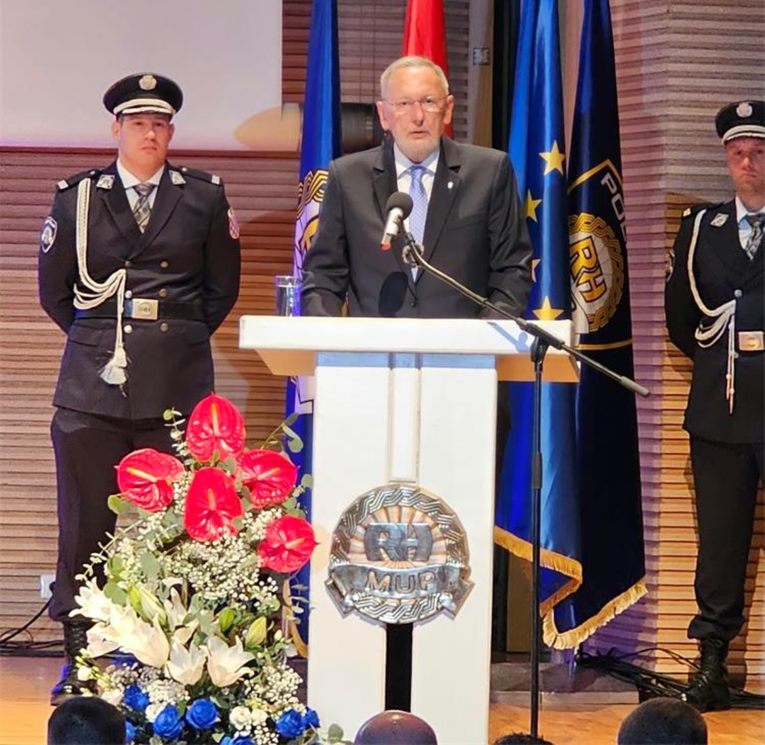 Božinović: Snaga policije je u tome da prizna grešku