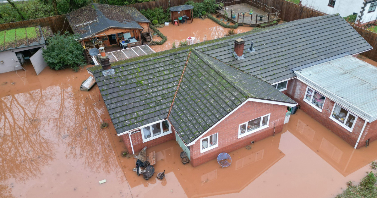 VIDEO Oluja Claudia poplavila Veliku Britaniju i Irsku. Mnogi ostali bez struje