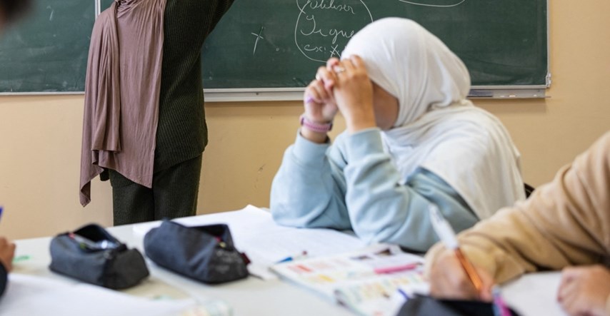 Skupina učenika u Njemačkoj pod istragom. Pokušali uvesti šerijatski zakon u školu?