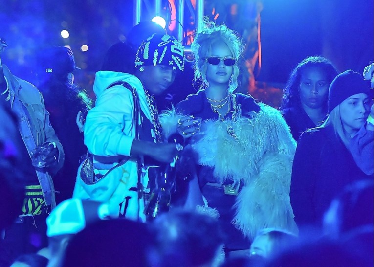 Rihanna i ASAP Rocky se zabavljali na Coachelli, pjevačica došla u neobičnom outfitu