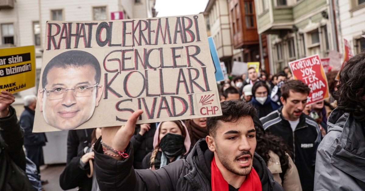 Turska pritvorila istanbulskog gradonačelnika pa zatim i njegovog odvjetnika