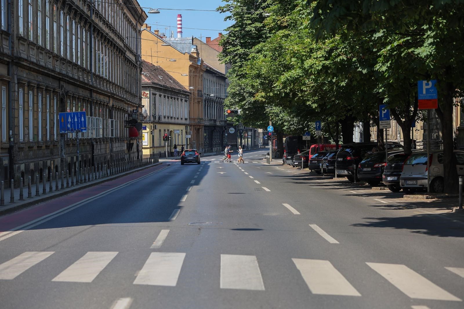 FOTO Centar Zagreba je danas uglavnom prazan