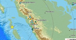 Potres magnitude 7.3 pogodio Indoneziju, izdano upozorenje za tsunami