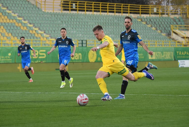 Istra preokretom pobijedila Varaždin. Radošević zabio bizaran gol
