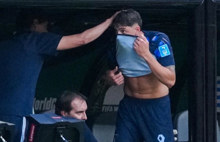 As: Bielsa u 56. minuti ključnog meča vadi kapetana Reala i Urugvaja. Pogledajte šok