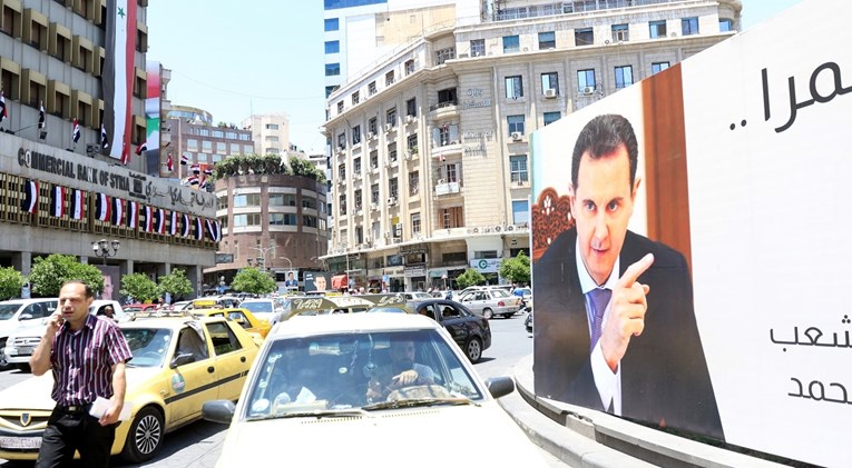 U Siriji se održavaju izbori, pobijedit će Asad